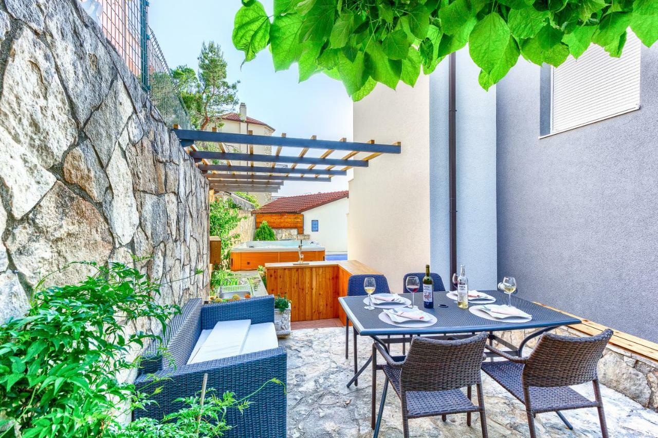 Apartments Pepa Podstrana Exterior photo